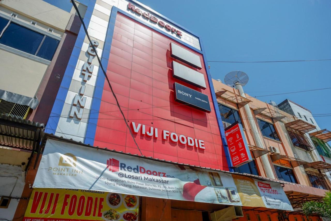 Reddoorz Plus @ Losari Makassar Exterior foto