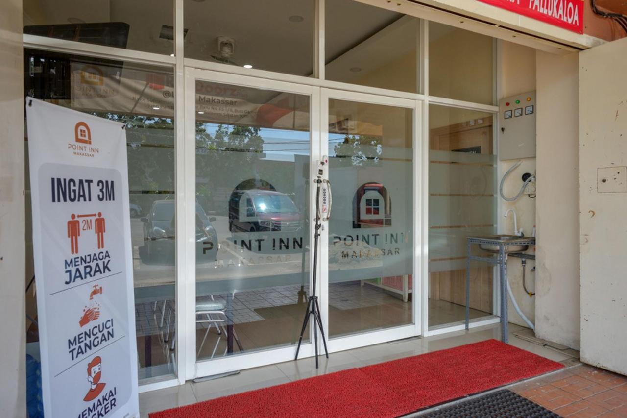 Reddoorz Plus @ Losari Makassar Exterior foto
